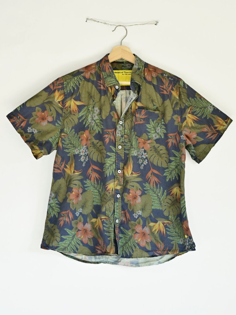 Descendant of Thieves Dres Ladro Floral Shirt Mens Limited Edition 2017-Size L